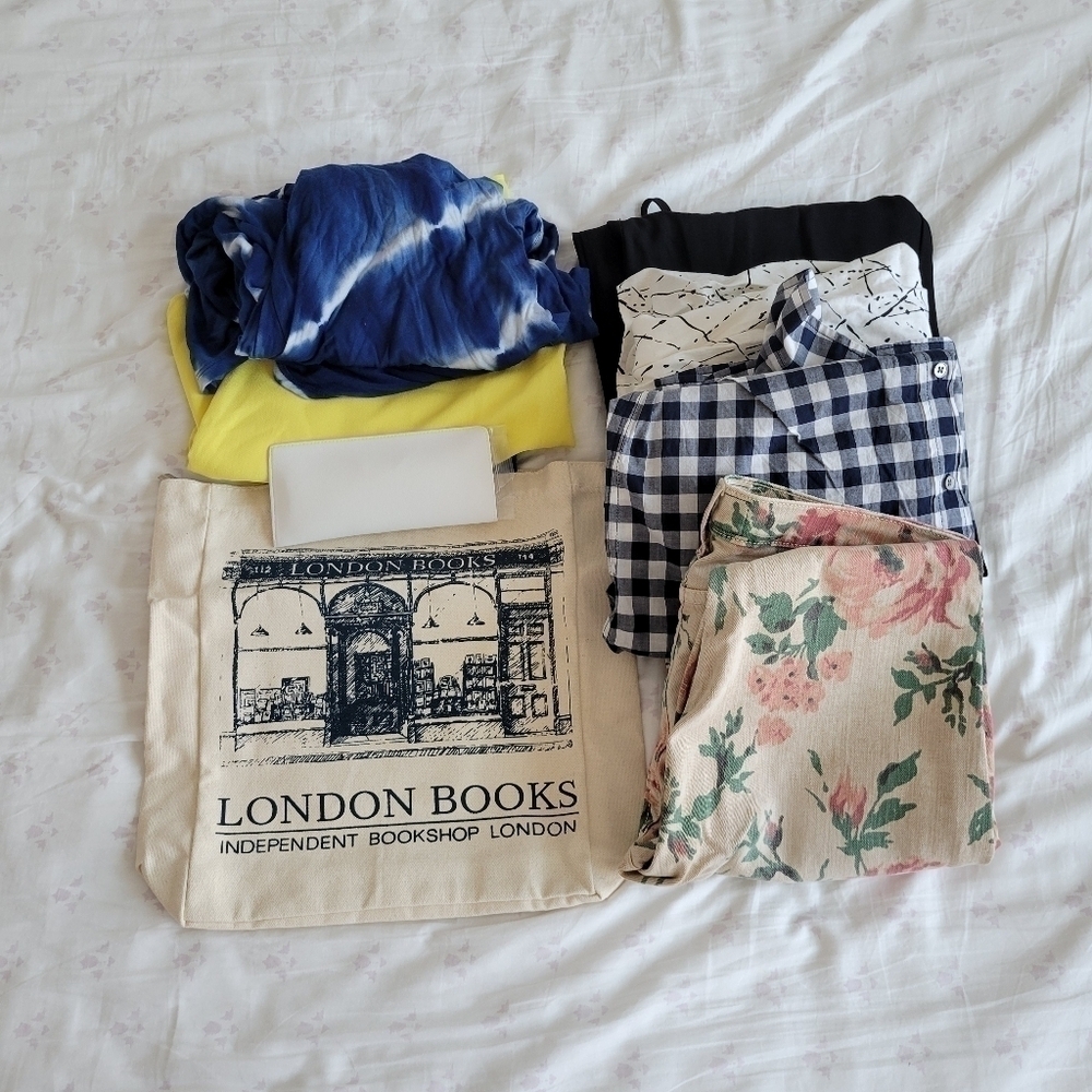 Casual and Cool Women's Clothing Bundle - Size S